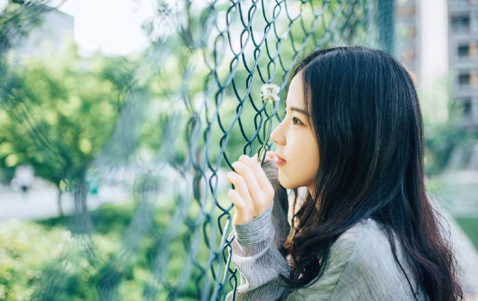 “这……”魏延不说话了，良久才闷声道：“那又能如何？”